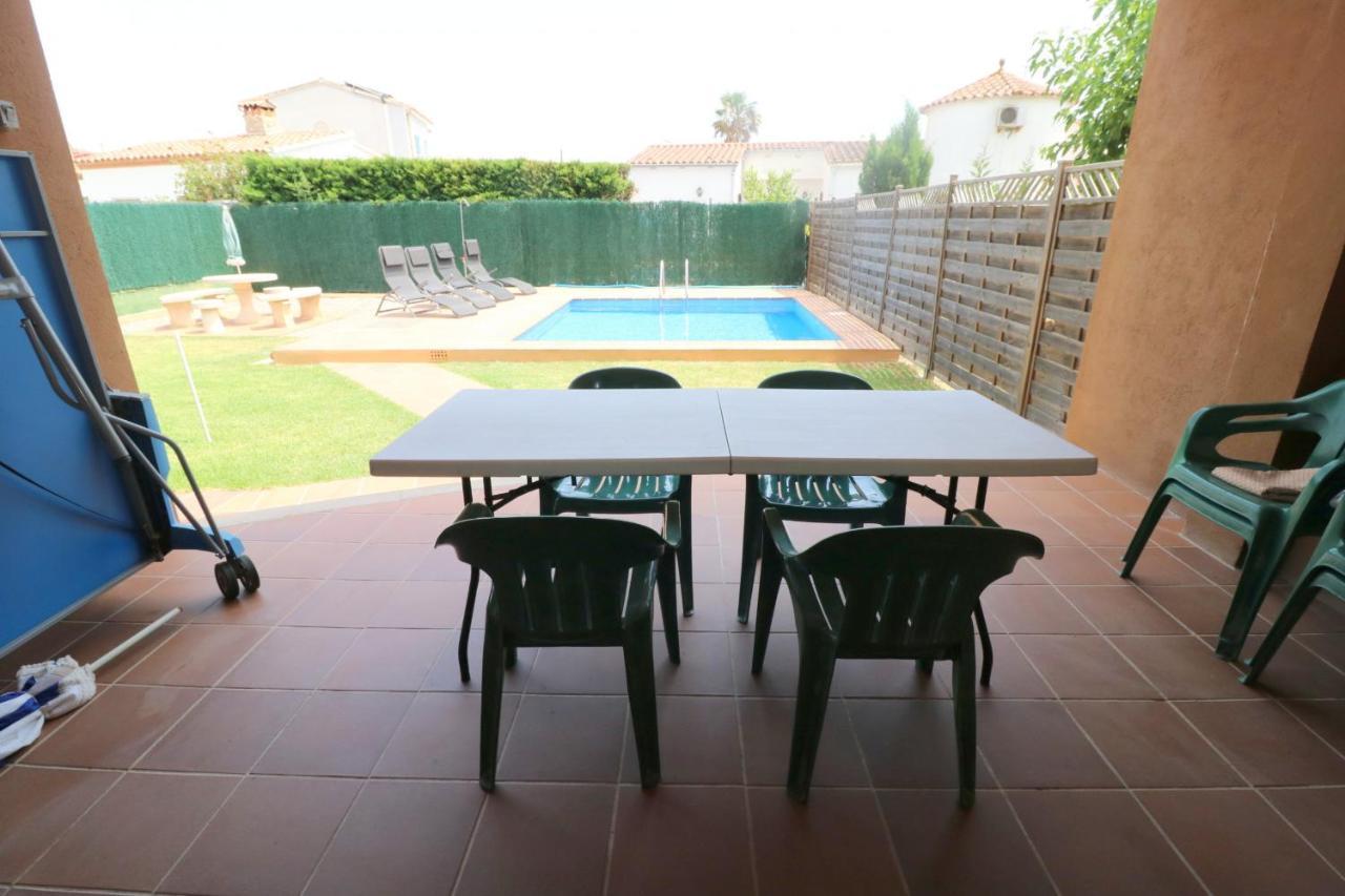 Peni 168A - Belle Maison Avec Piscine Empuriabrava Extérieur photo