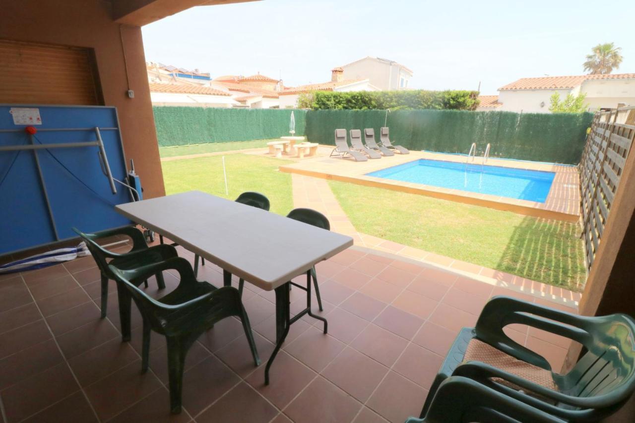 Peni 168A - Belle Maison Avec Piscine Empuriabrava Extérieur photo