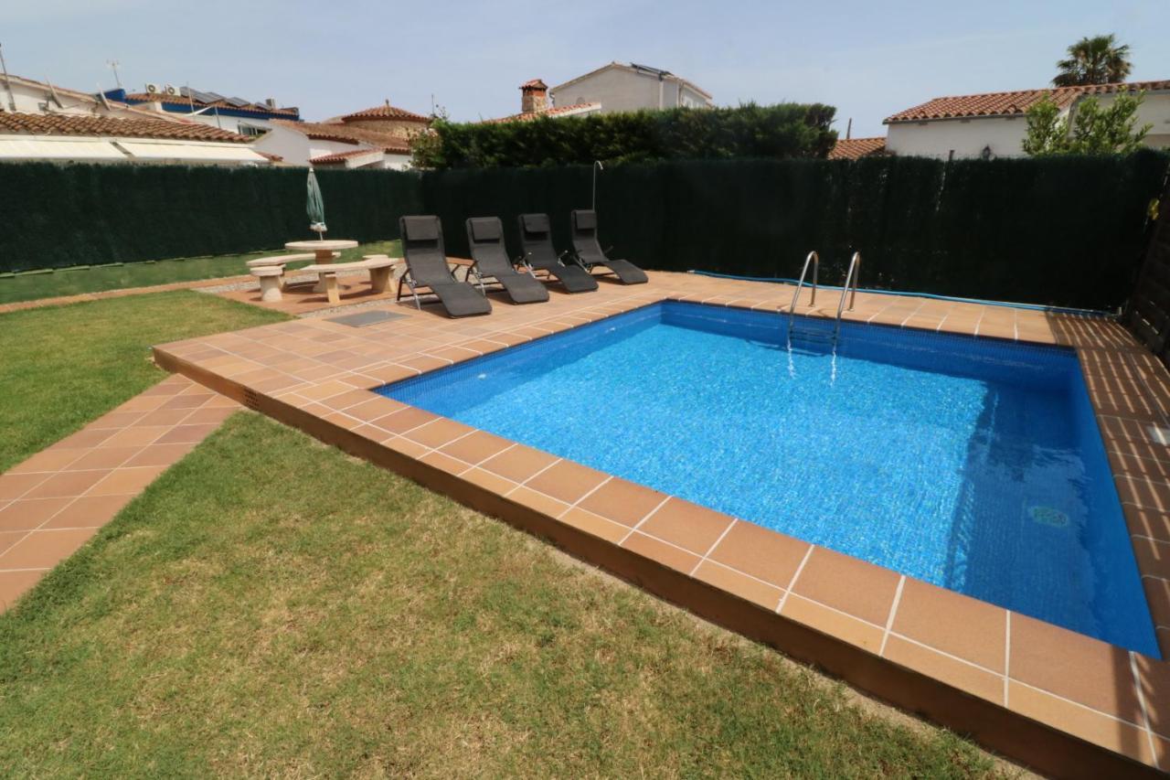 Peni 168A - Belle Maison Avec Piscine Empuriabrava Extérieur photo