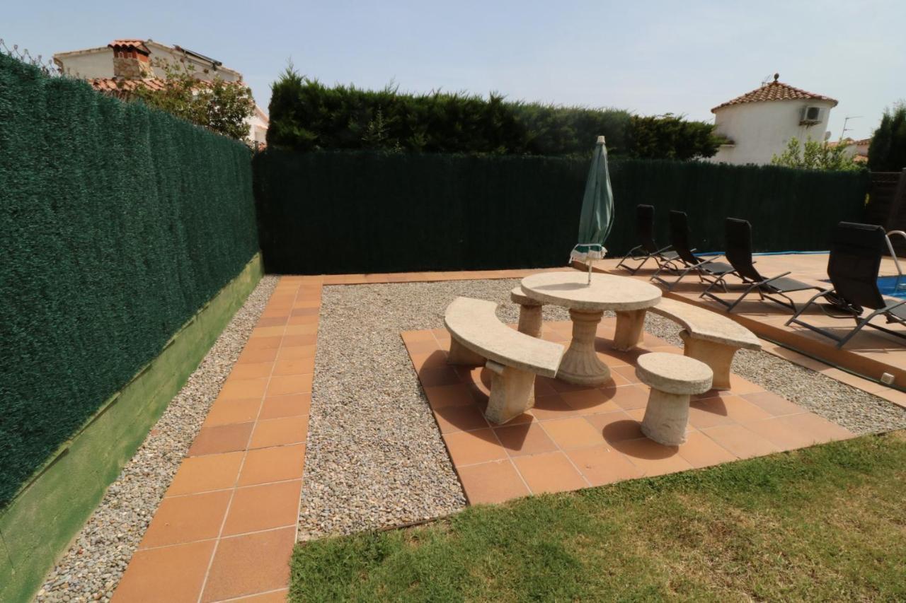 Peni 168A - Belle Maison Avec Piscine Empuriabrava Extérieur photo